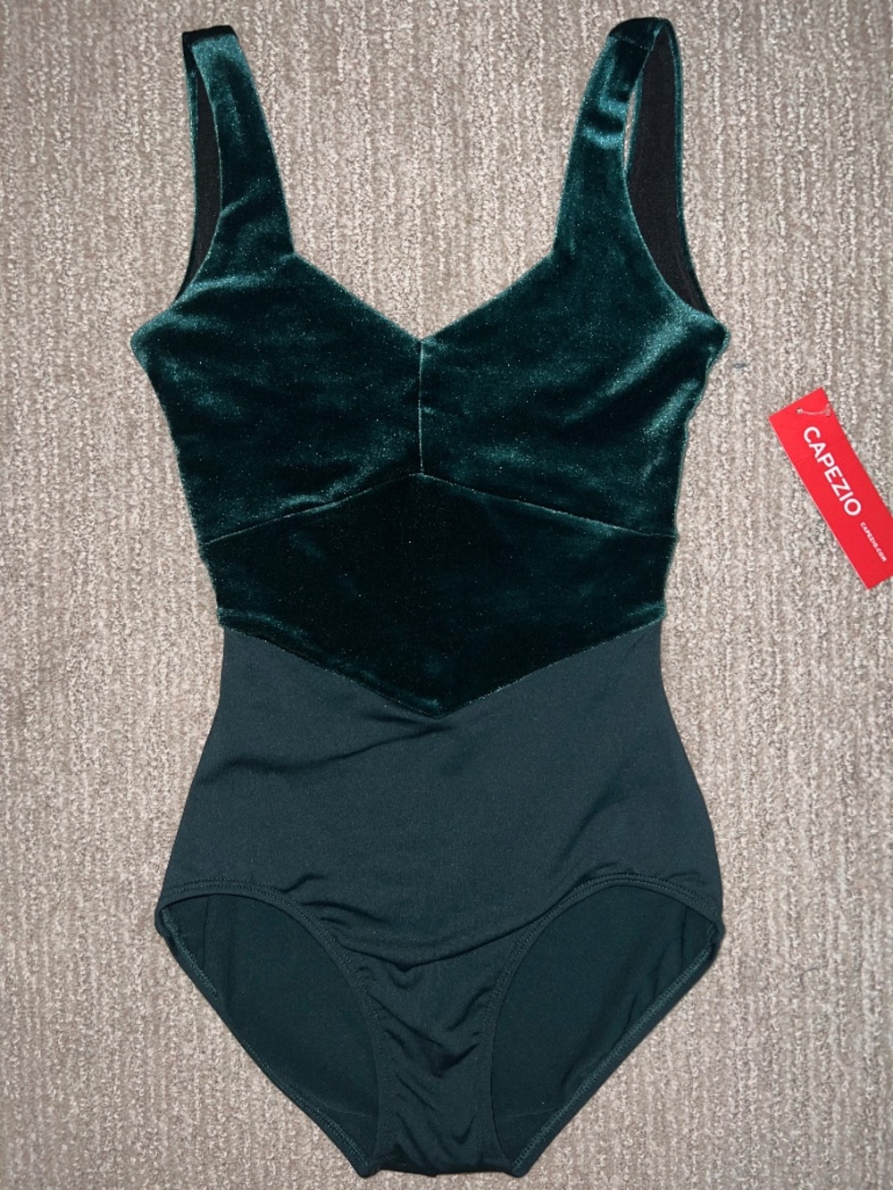 Capezio Emerald Green velvet leotard size AXS